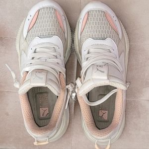 PUMA Women's RS-X Running Shoes Size 10